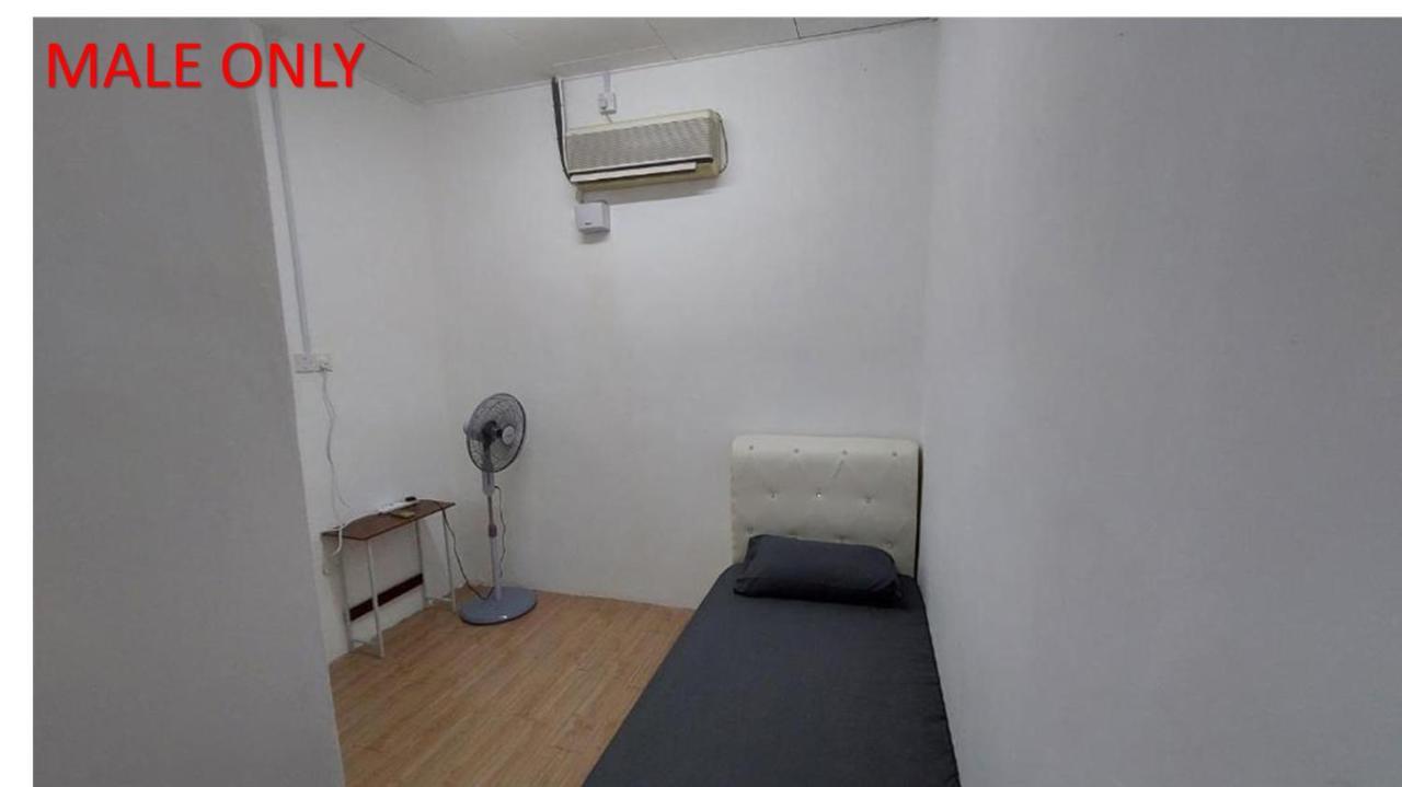 Roomstay Fiq Homestay *