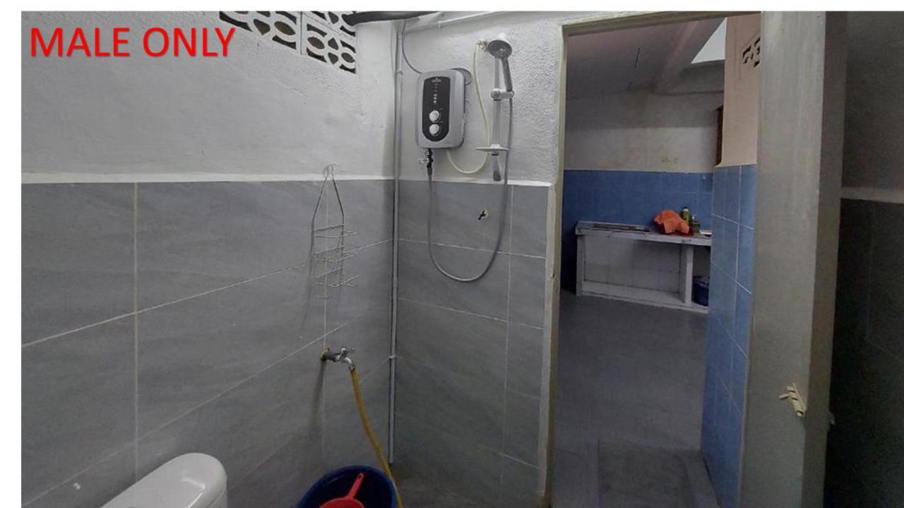 Homestay Roomstay Fiq *